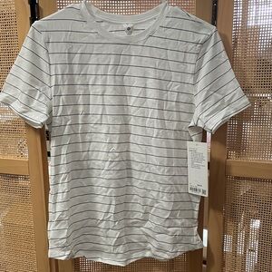 NWT lululemon love crew striped white black size 6 small UNEK